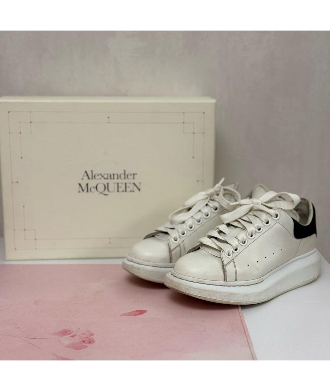 ALEXANDER MCQUEEN Белые кожаные кеды, фото 5