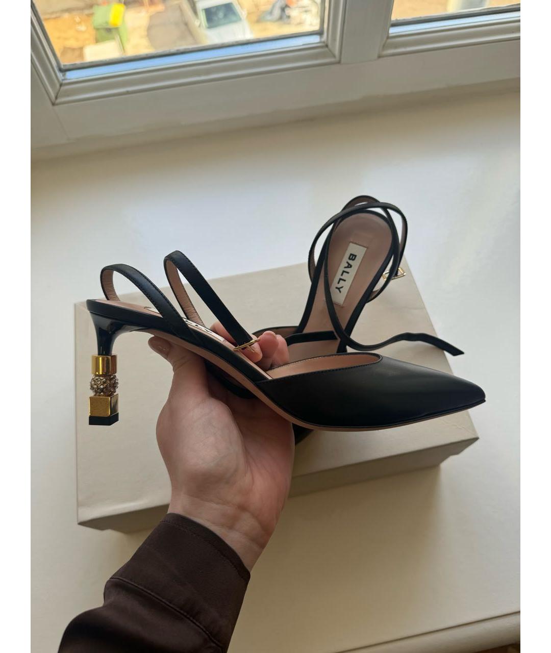 BALLY Черные кожаные лодочки на низком каблуке, фото 5