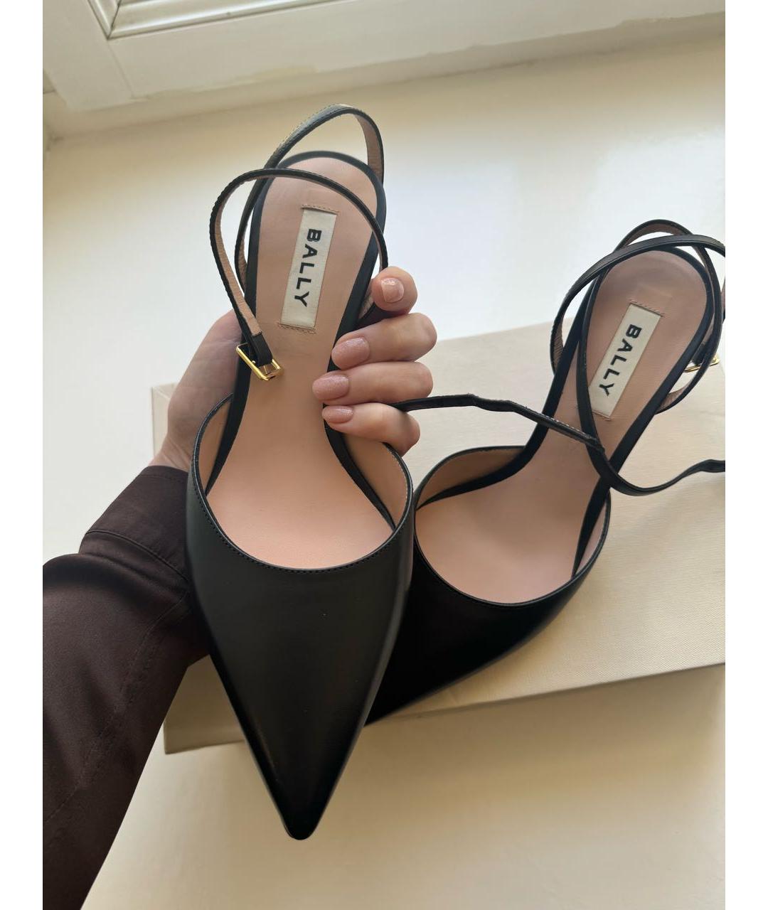 BALLY Черные кожаные лодочки на низком каблуке, фото 2
