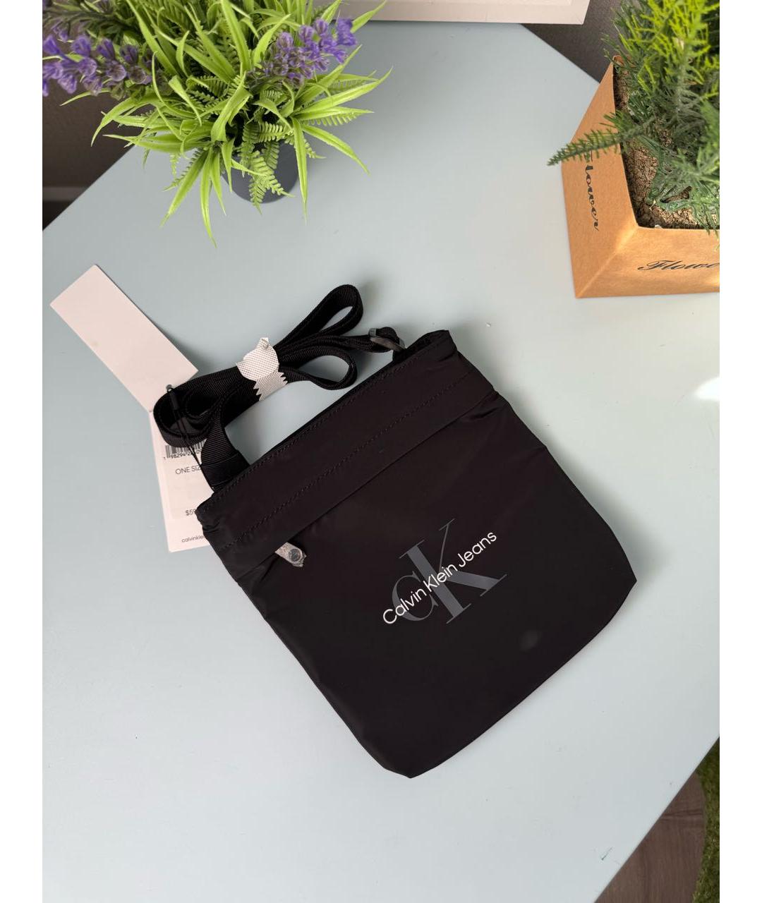 CALVIN KLEIN Черная сумка на плечо, фото 2