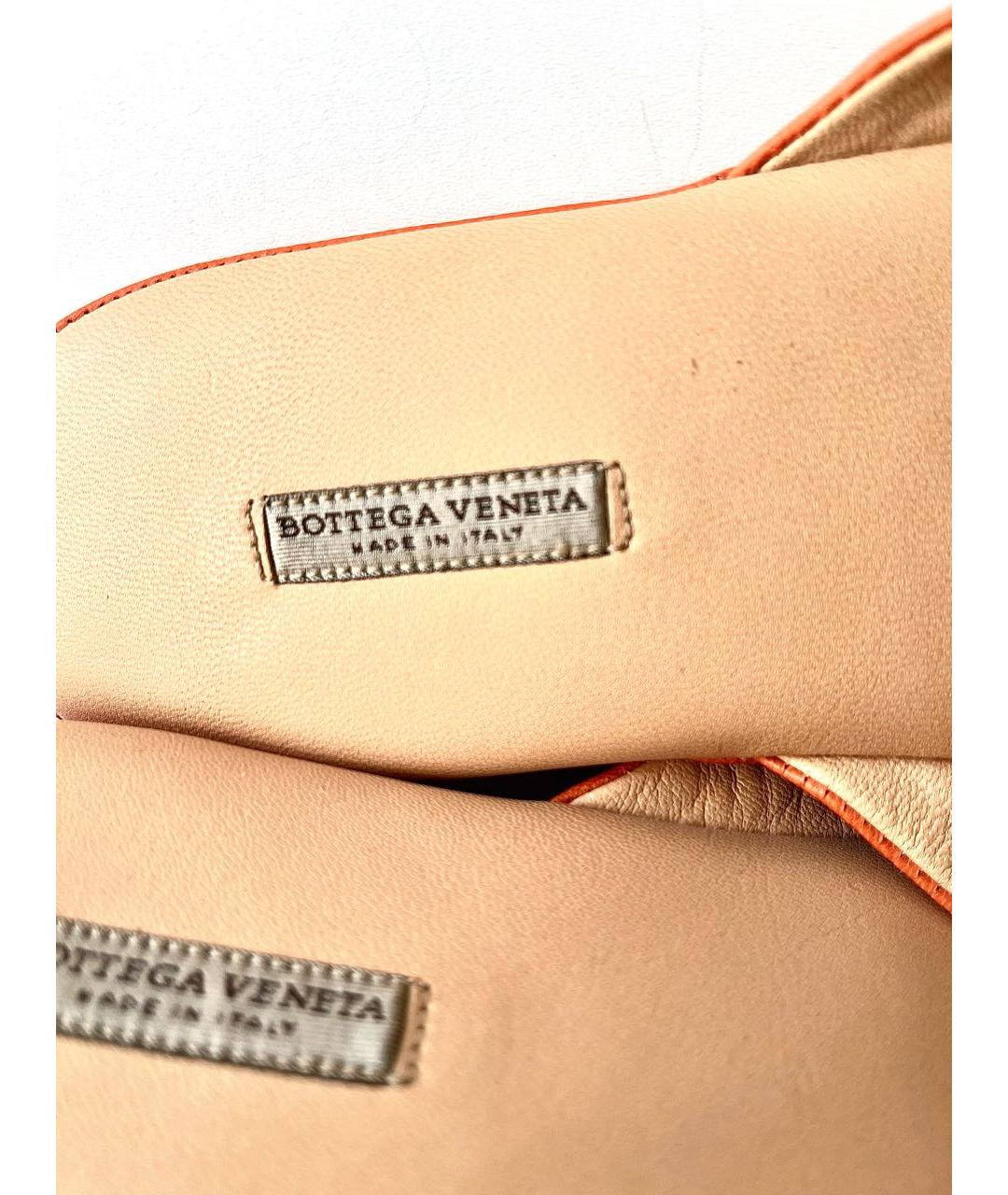 BOTTEGA VENETA Оранжевые кожаные мюли, фото 4