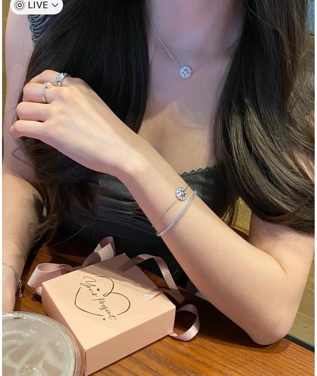 CHRISTIAN DIOR Серебряное колье из белого золота, фото 2