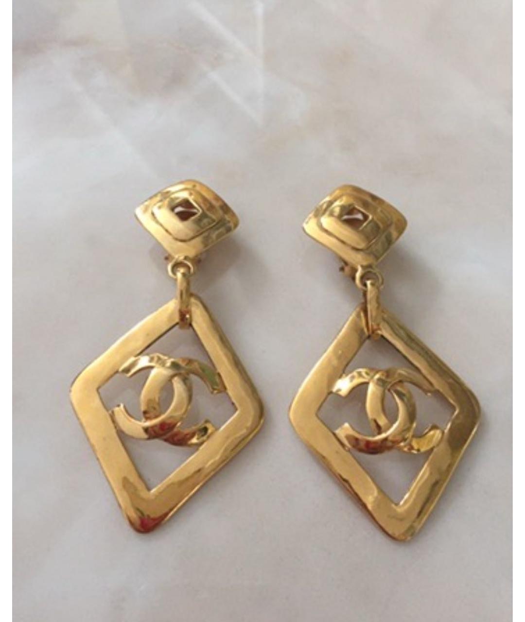 CHANEL Золотые клипсы, фото 3