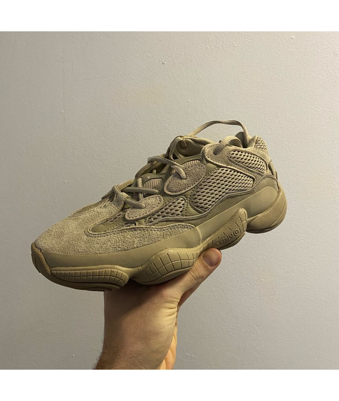 ADIDAS YEEZY Бежевые замшевые низкие кроссовки / кеды, фото 5