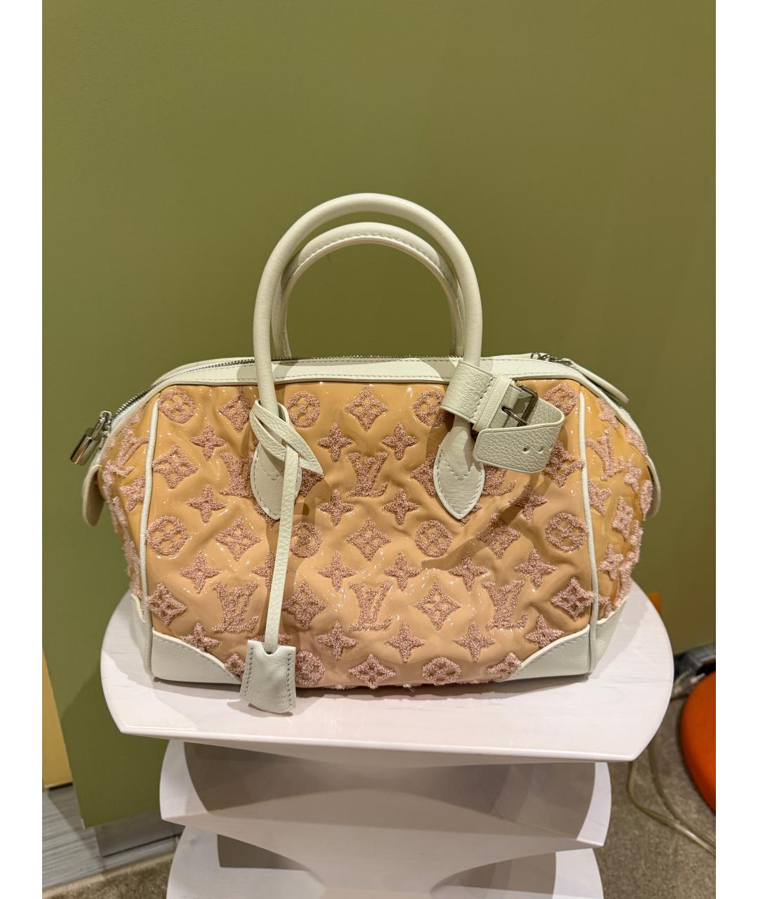 LOUIS VUITTON Бежевая кожаная сумка с короткими ручками, фото 6