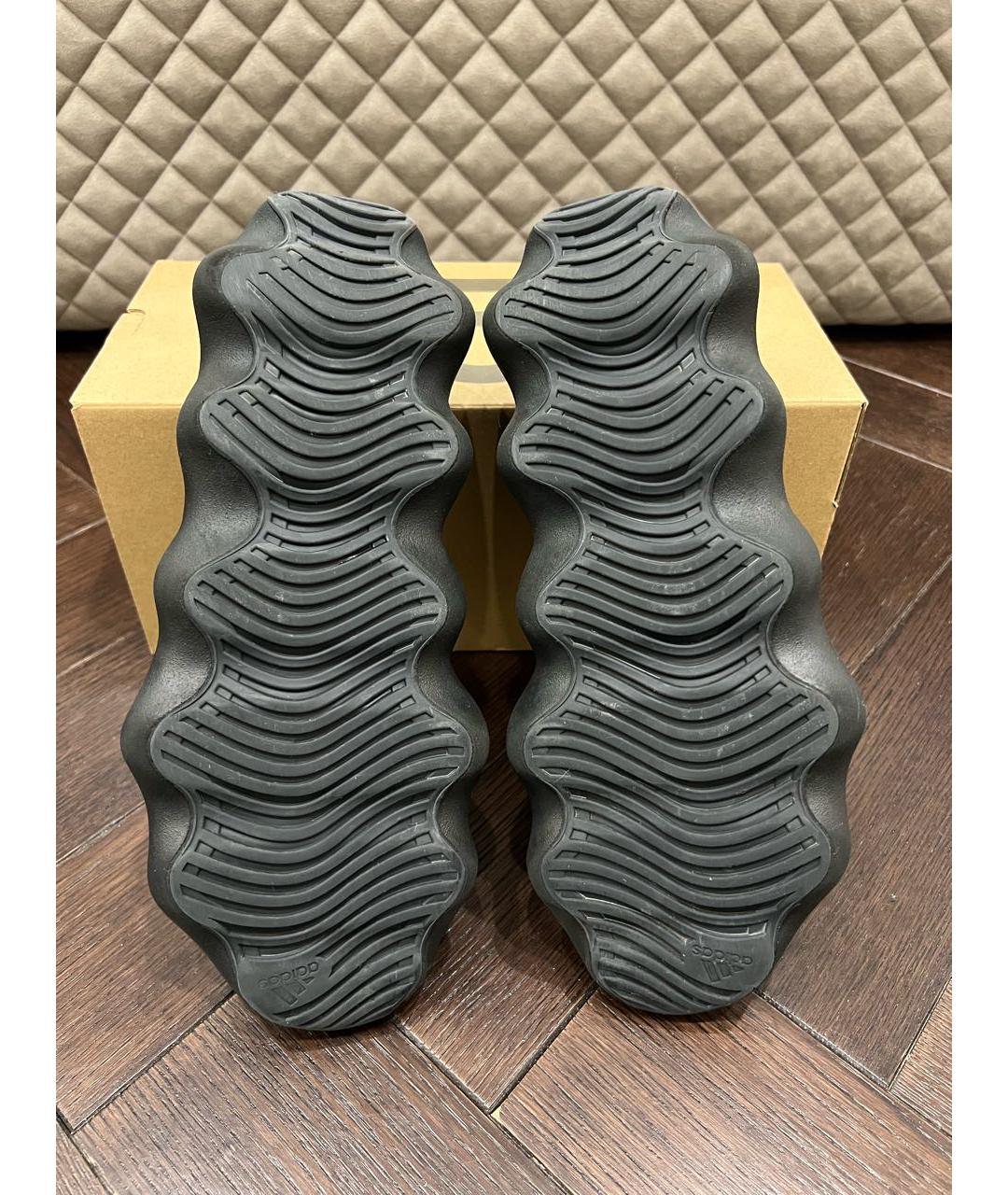 ADIDAS YEEZY Черные текстильные низкие кроссовки / кеды, фото 3