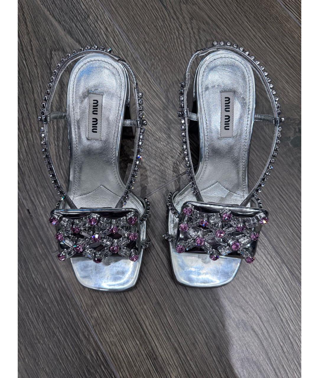 MIU MIU Серебряные кожаные босоножки, фото 2