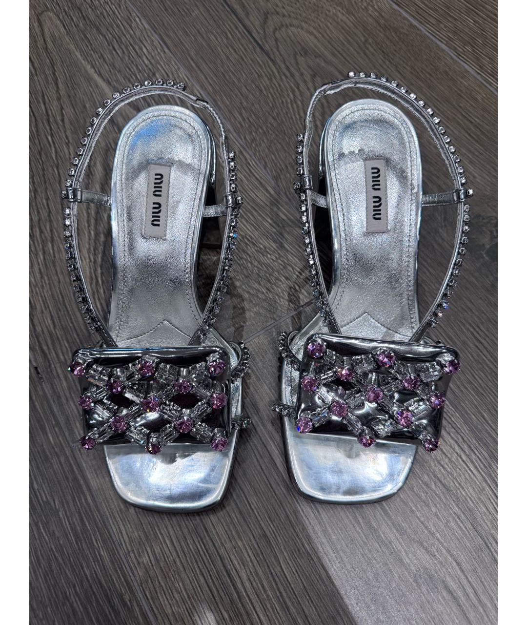 MIU MIU Серебряные кожаные босоножки, фото 7