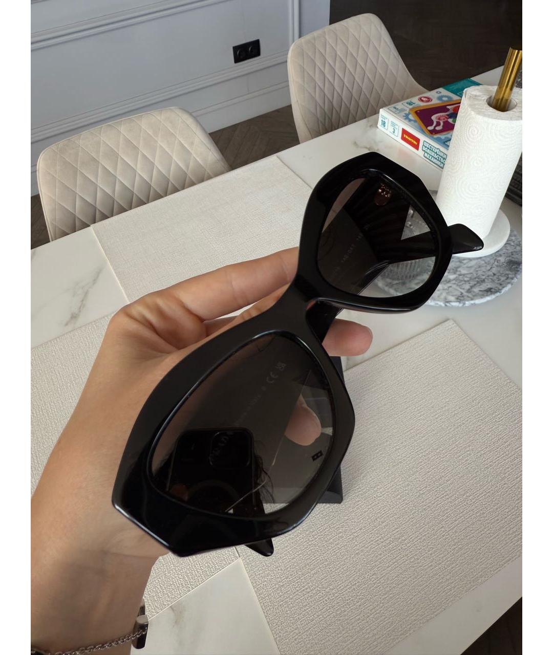 PRADA Черные пластиковые солнцезащитные очки, фото 2