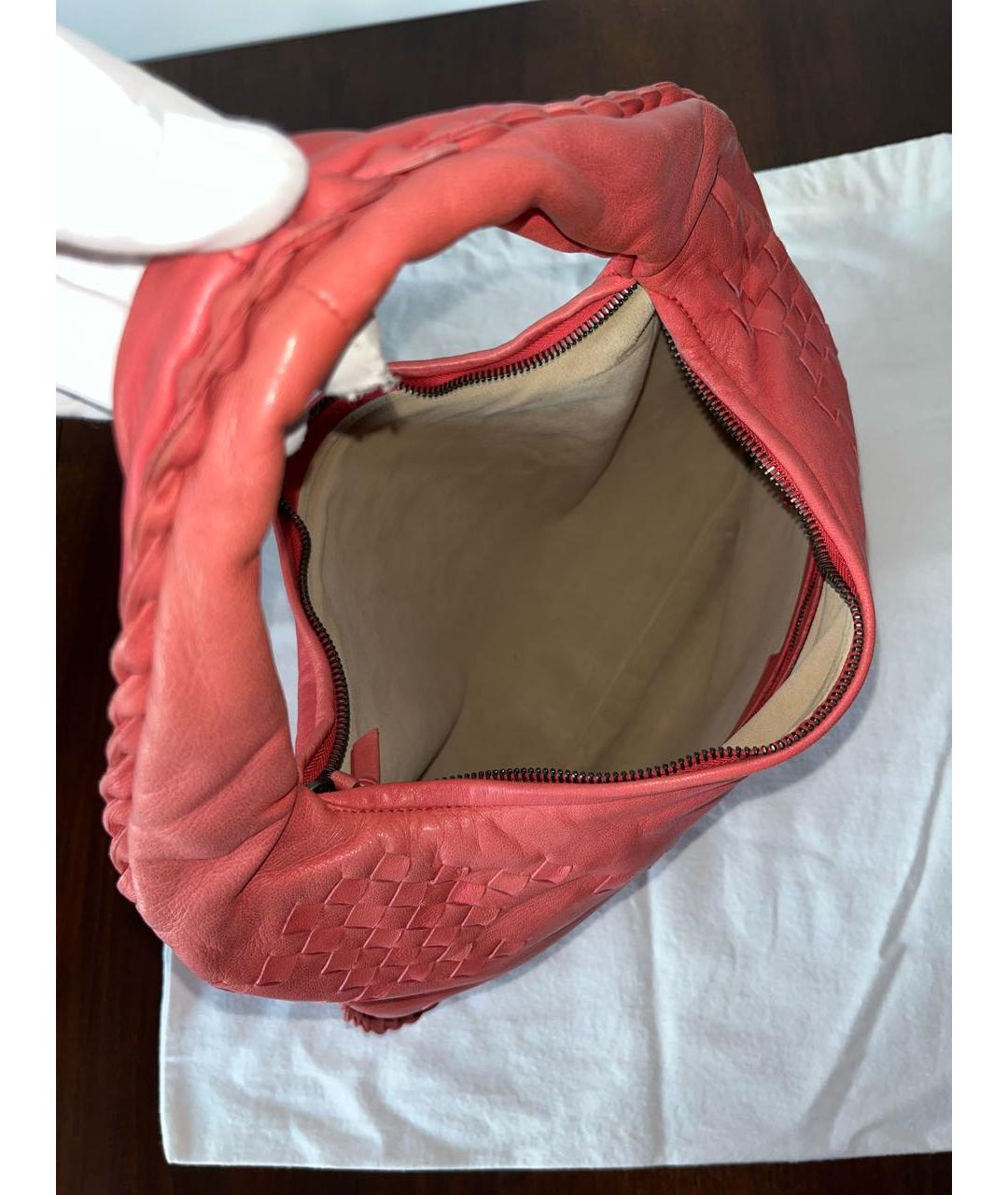BOTTEGA VENETA Коралловая кожаная сумка с короткими ручками, фото 4