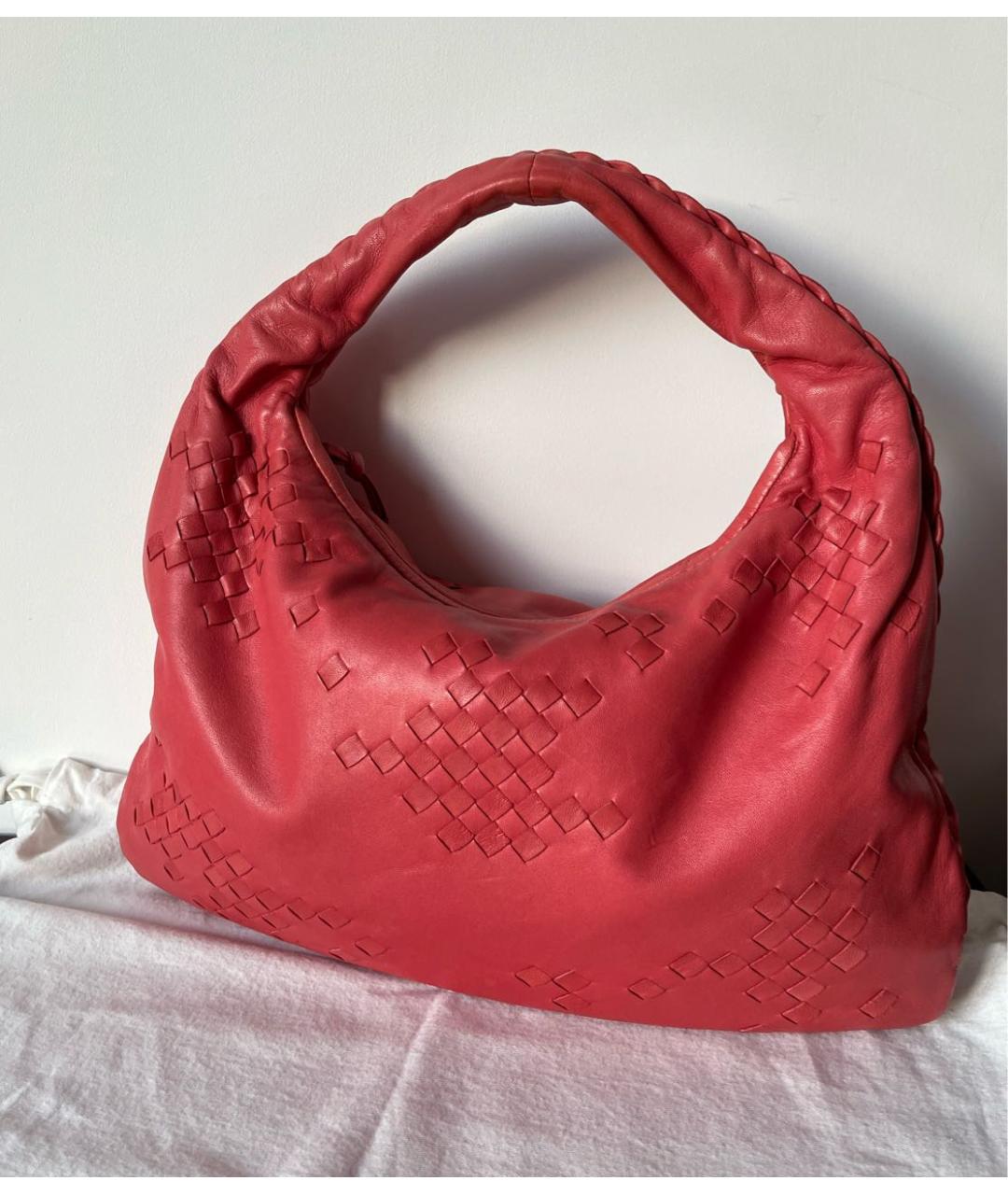BOTTEGA VENETA Коралловая кожаная сумка с короткими ручками, фото 2