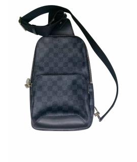 LOUIS VUITTON Сумка на плечо