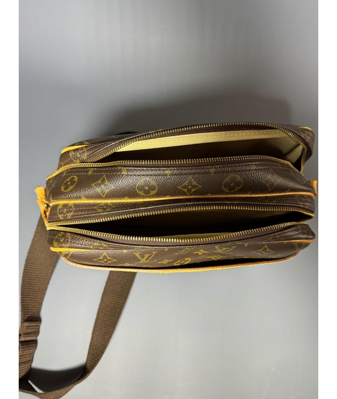 LOUIS VUITTON Коричневая кожаная сумка через плечо, фото 4