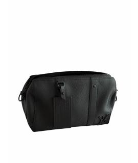 LOUIS VUITTON Поясная сумка