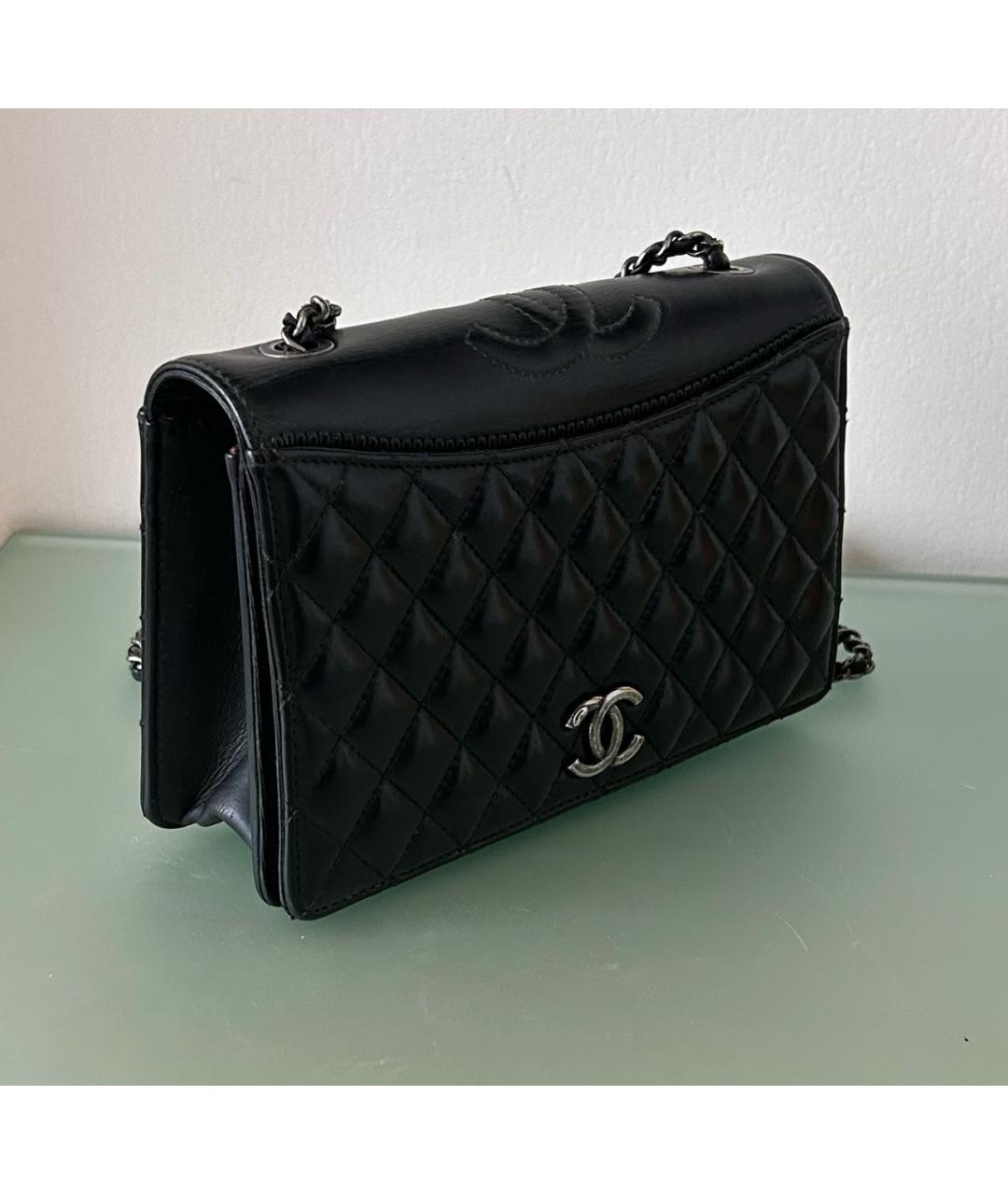 CHANEL Черная кожаная сумка через плечо, фото 2