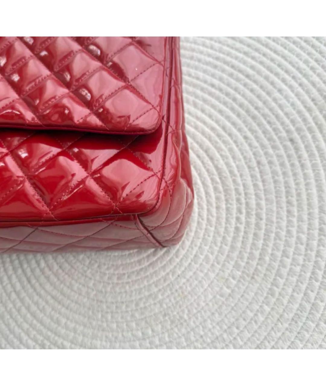 CHANEL Красная сумка через плечо из лакированной кожи, фото 6