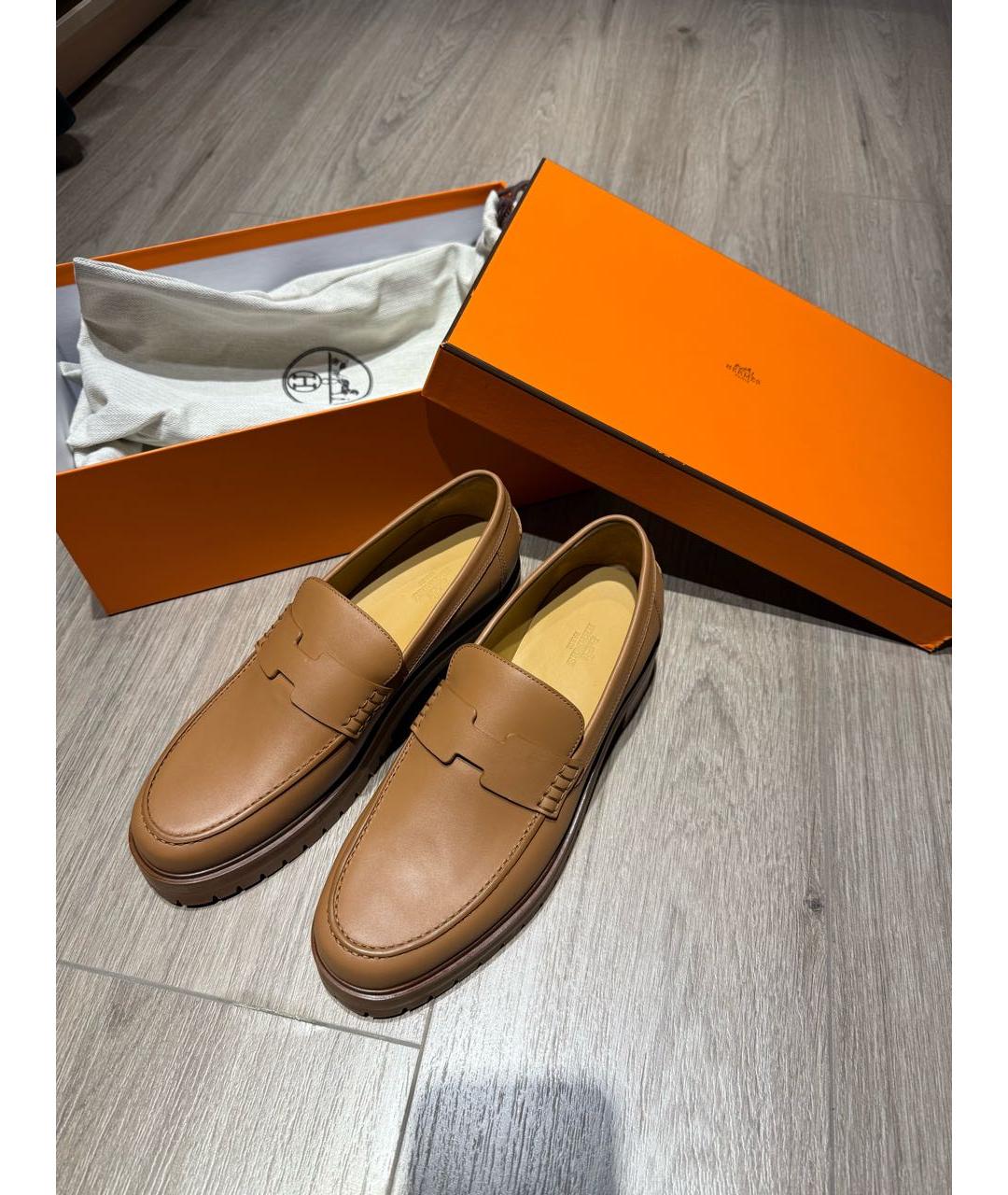 HERMES Оранжевое кожаные лоферы, фото 2