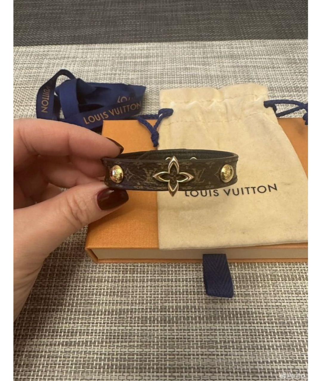 LOUIS VUITTON Коричневый кожаный браслет, фото 2