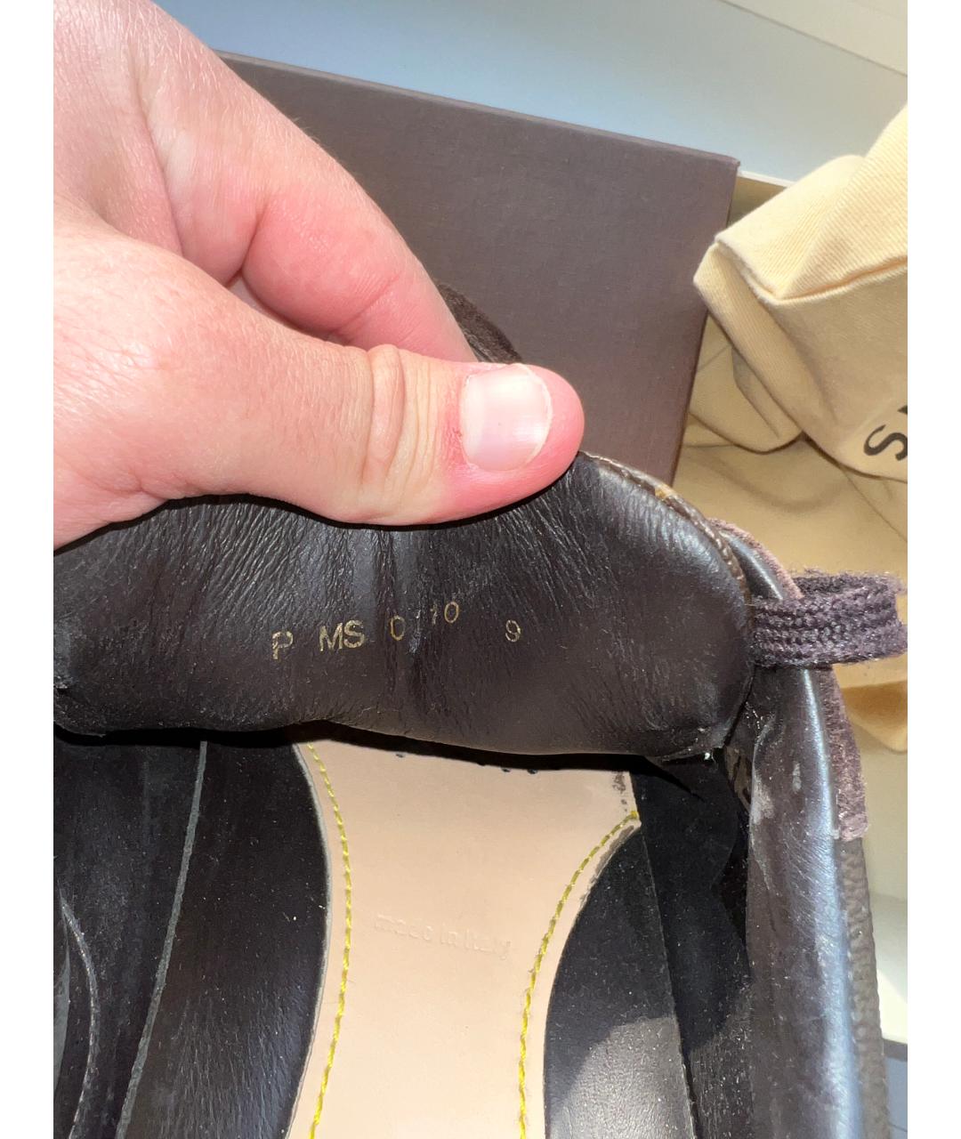 LOUIS VUITTON Коричневые замшевые низкие кроссовки / кеды, фото 4
