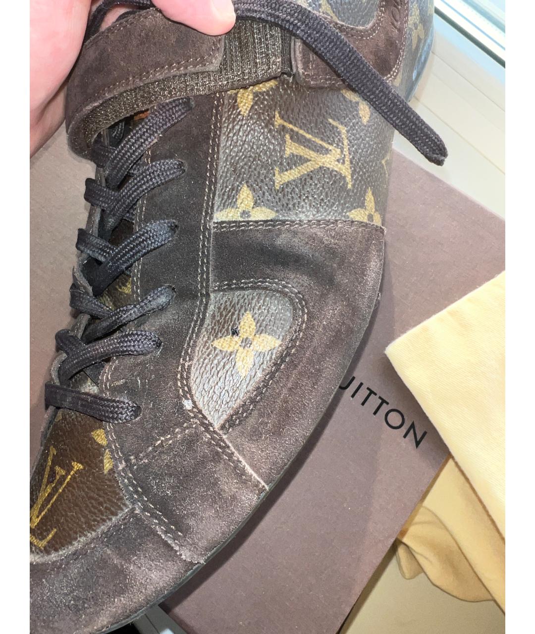 LOUIS VUITTON Коричневые замшевые низкие кроссовки / кеды, фото 7