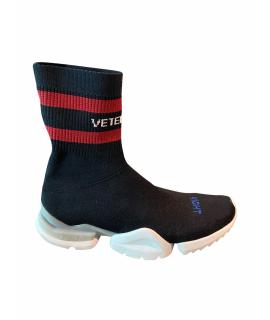 VETEMENTS Кроссовки