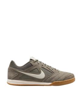 NIKE Низкие кроссовки / кеды