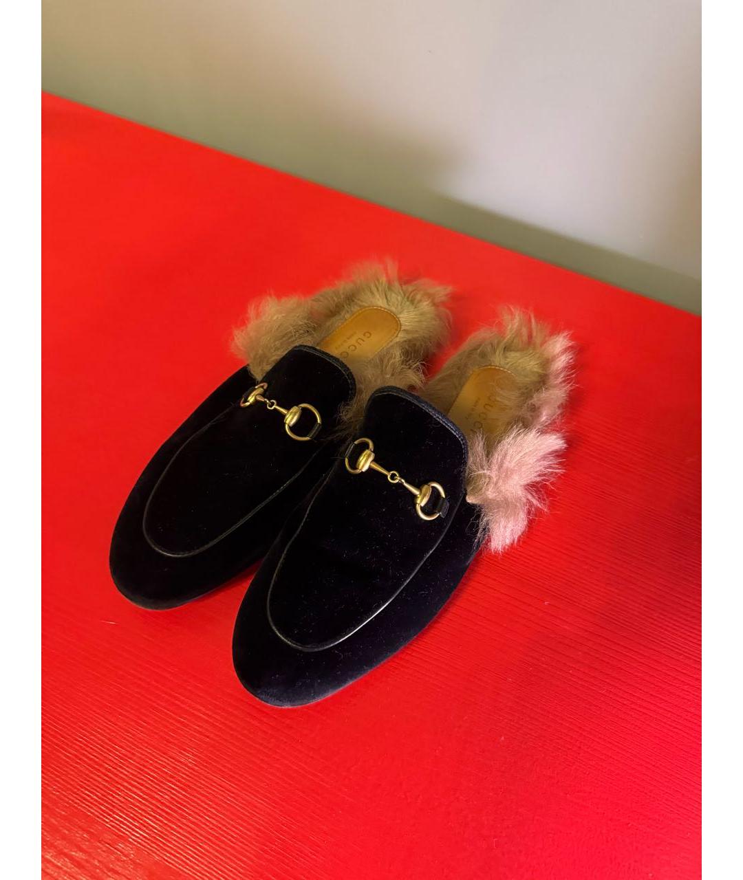 GUCCI Черные замшевые сабо, фото 2