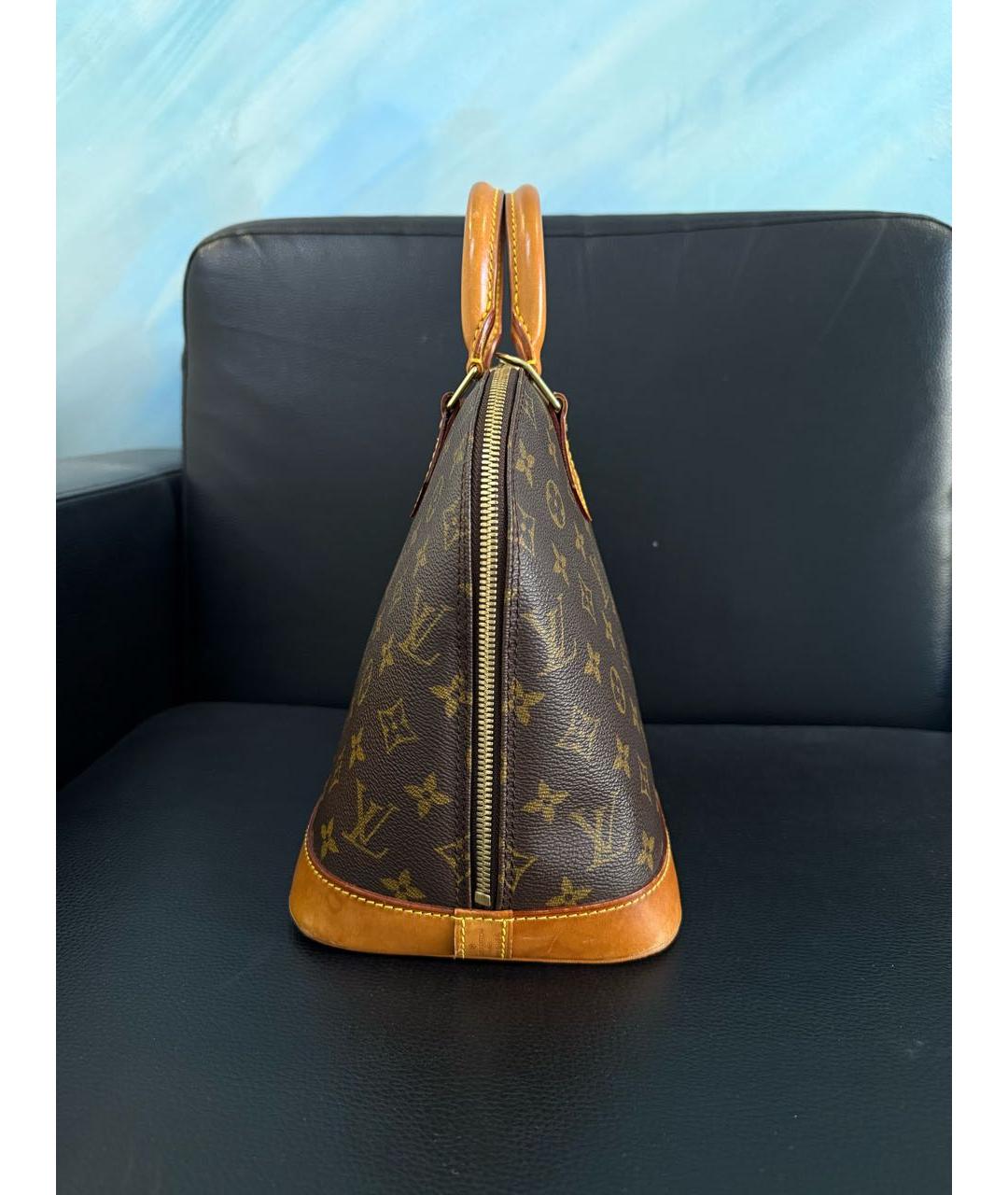 LOUIS VUITTON Коричневая кожаная сумка с короткими ручками, фото 2