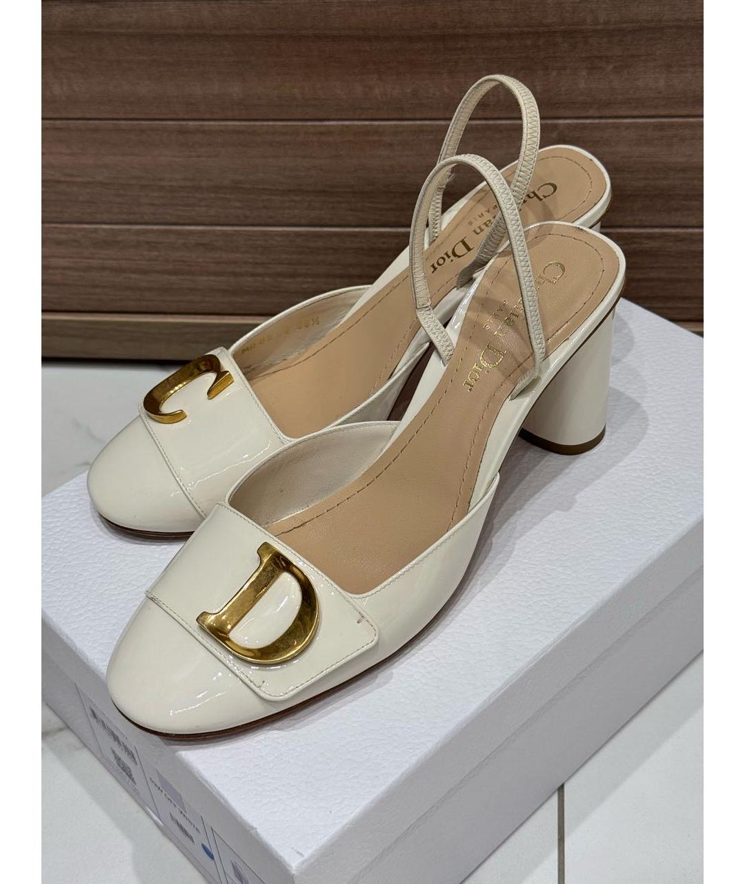 CHRISTIAN DIOR Белые туфли из лакированной кожи, фото 3