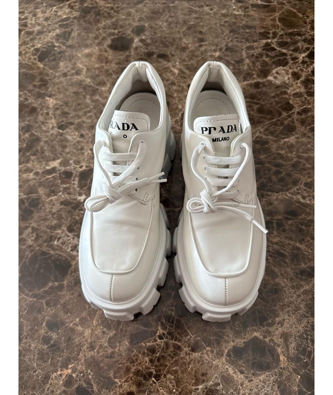 PRADA Белые кожаные брогги и оксфорды, фото 2