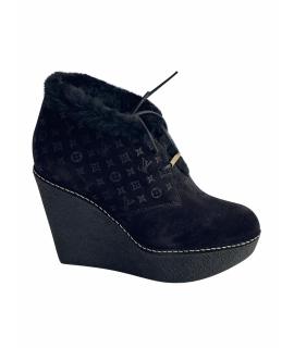 LOUIS VUITTON Ботильоны