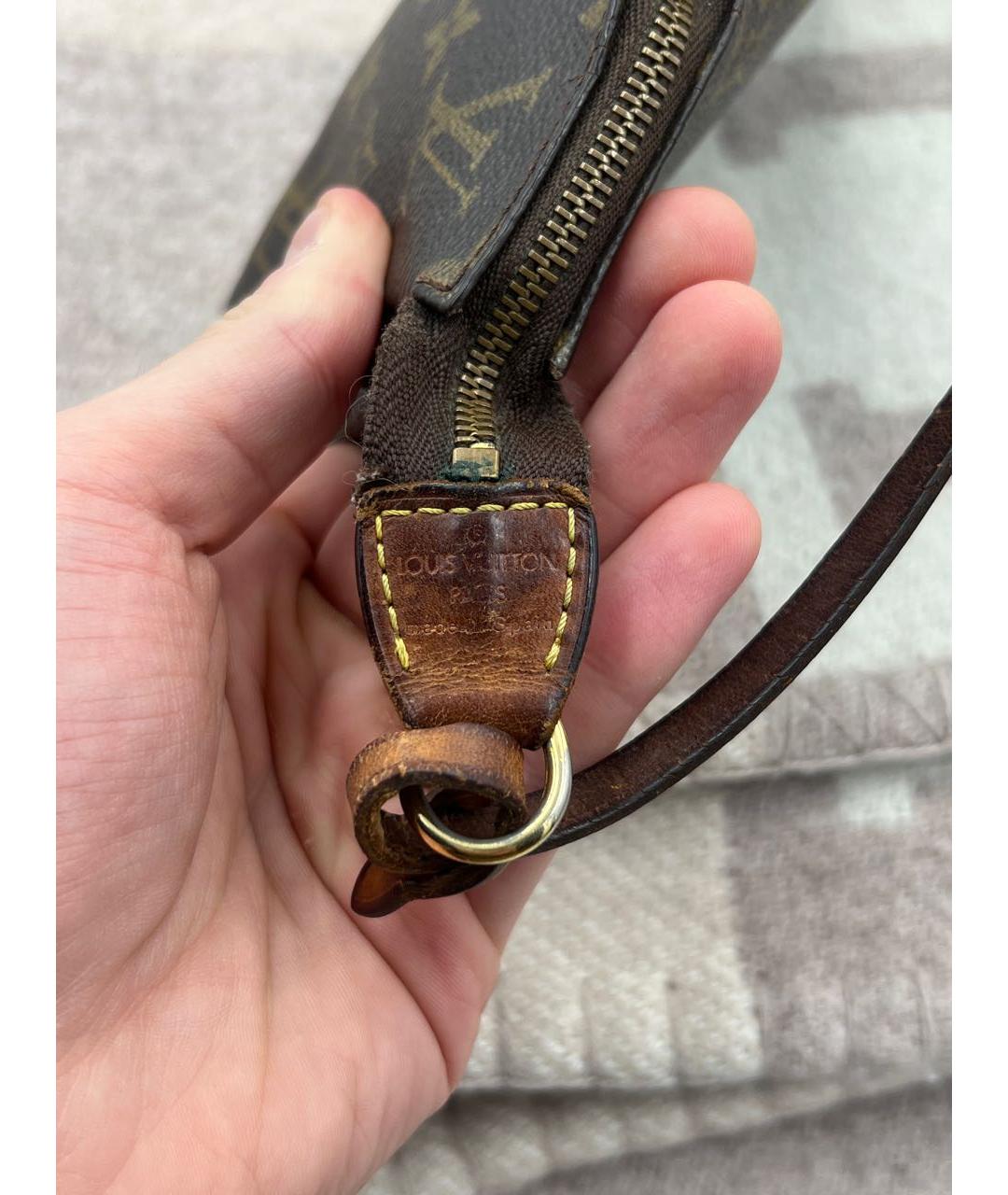 LOUIS VUITTON Коричневая сумка с короткими ручками, фото 6