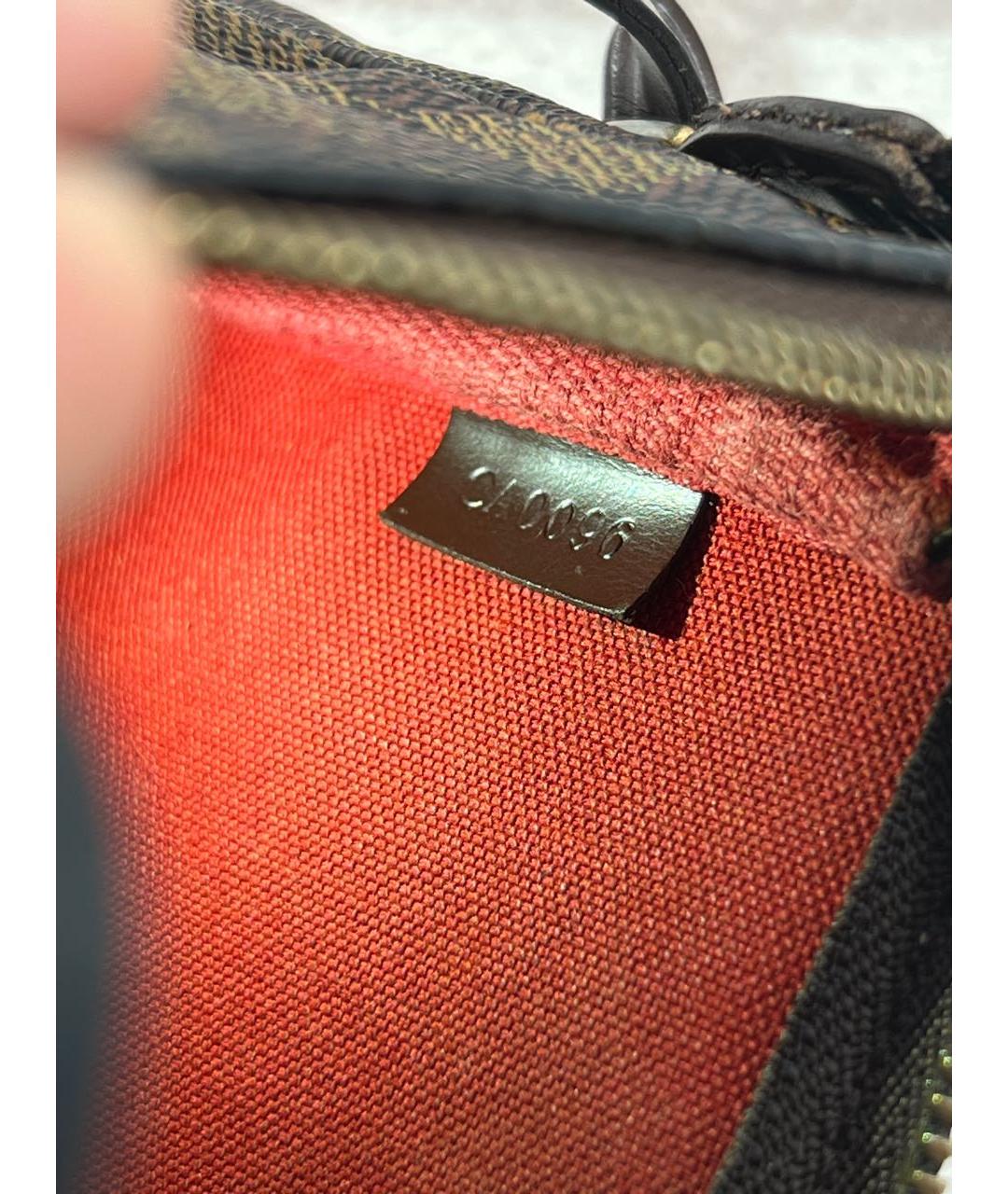 LOUIS VUITTON Коричневая кожаная сумка с короткими ручками, фото 6