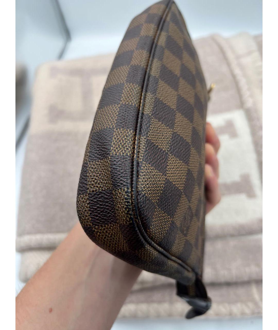 LOUIS VUITTON Коричневая кожаная сумка с короткими ручками, фото 7