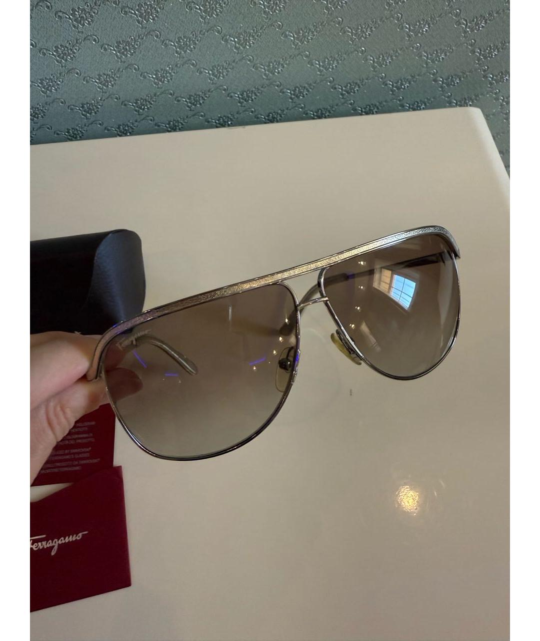 FERRAGAMO Бежевые металлические солнцезащитные очки, фото 2