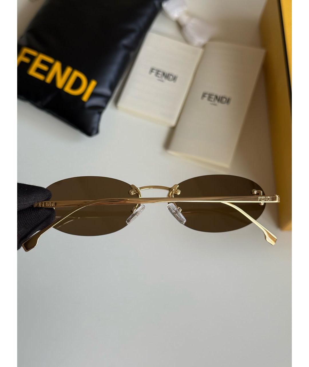 FENDI Золотые металлические солнцезащитные очки, фото 3