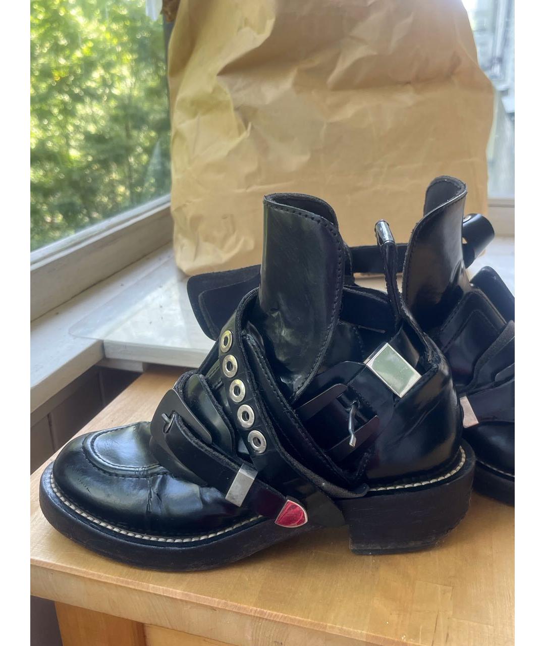 BALENCIAGA Черные ботинки из лакированной кожи, фото 2