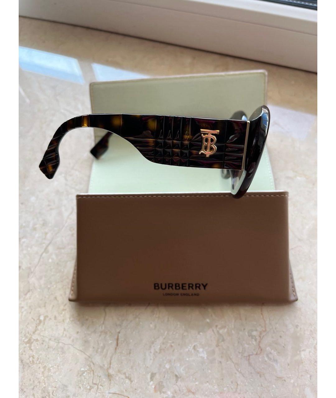 BURBERRY Коричневые пластиковые солнцезащитные очки, фото 4