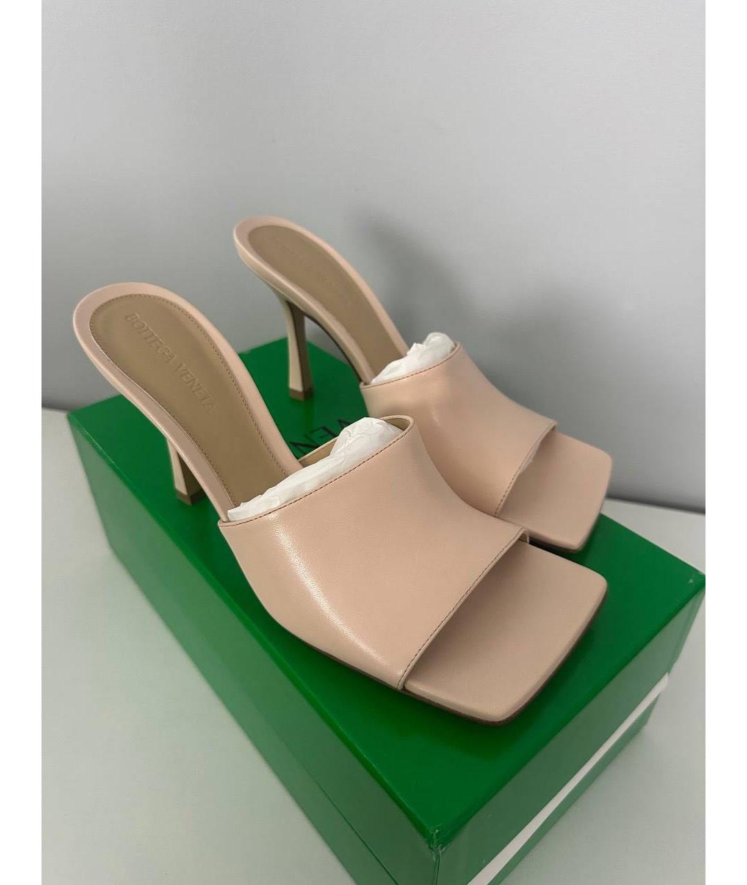 BOTTEGA VENETA Бежевые кожаные мюли, фото 4