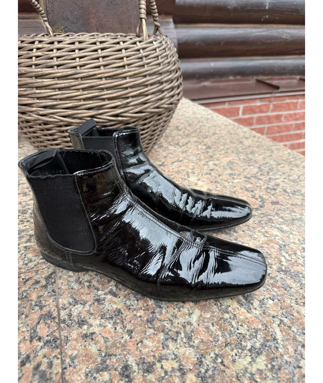 PRADA Черные низкие ботинки из лакированной кожи, фото 5