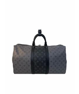 LOUIS VUITTON Дорожная и спортивная сумка