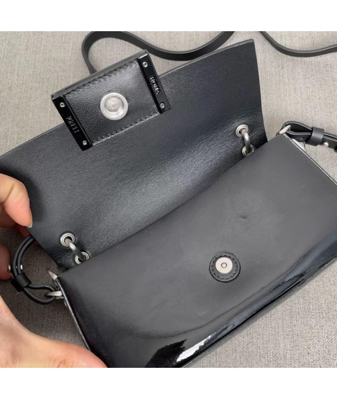 FENDI Черная сумка с короткими ручками из лакированной кожи, фото 5