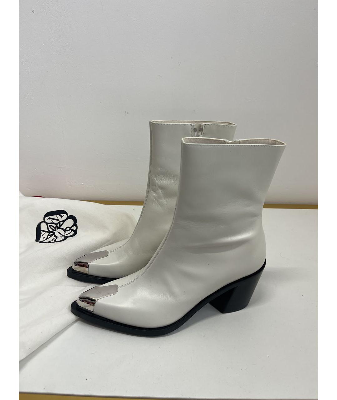 MCQ ALEXANDER MCQUEEN Белые кожаные полусапоги, фото 6