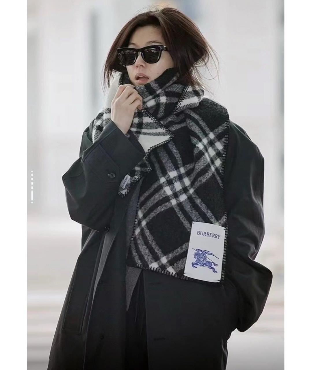 BURBERRY Черный шарф, фото 4