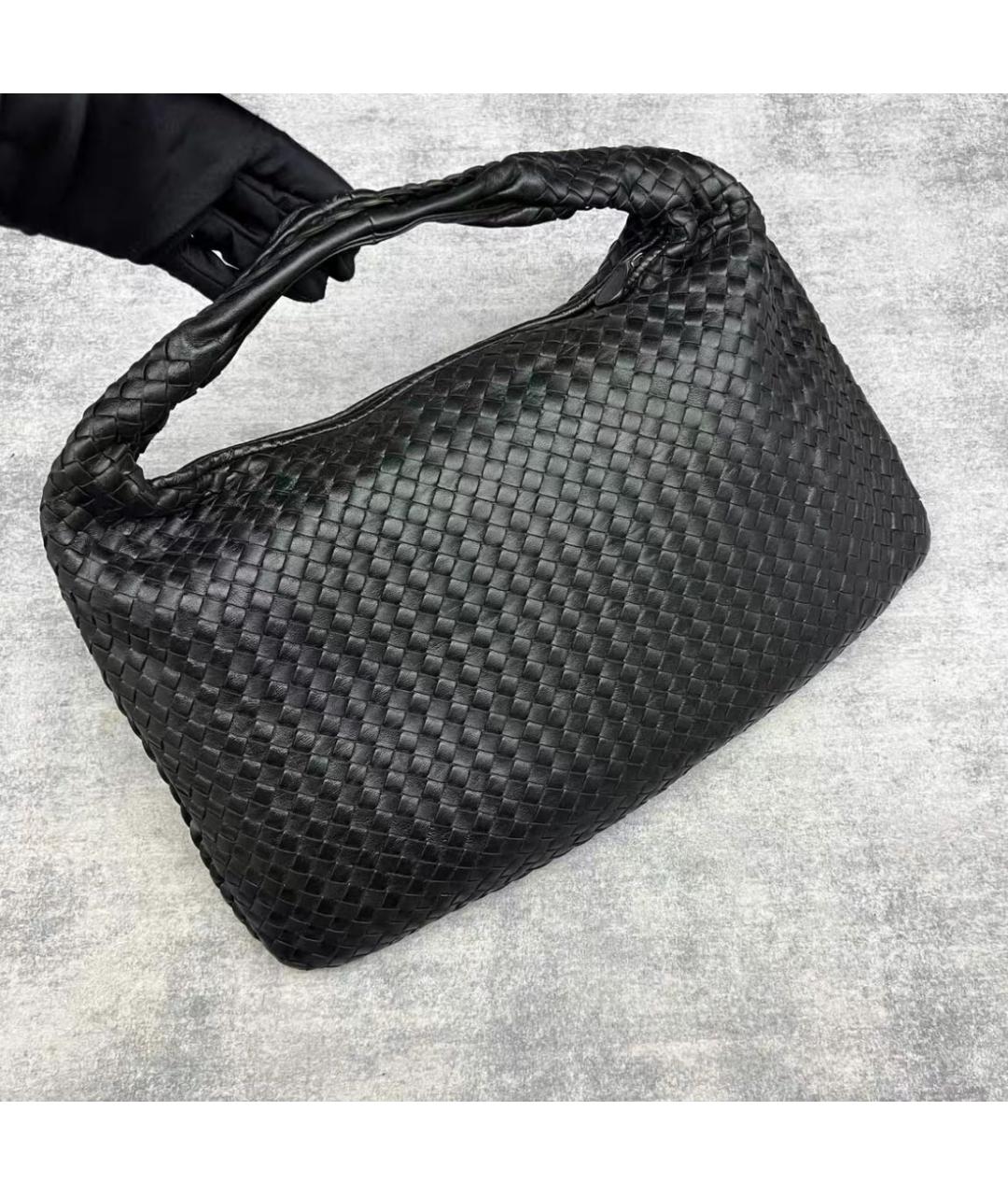 BOTTEGA VENETA Черная кожаная сумка через плечо, фото 6