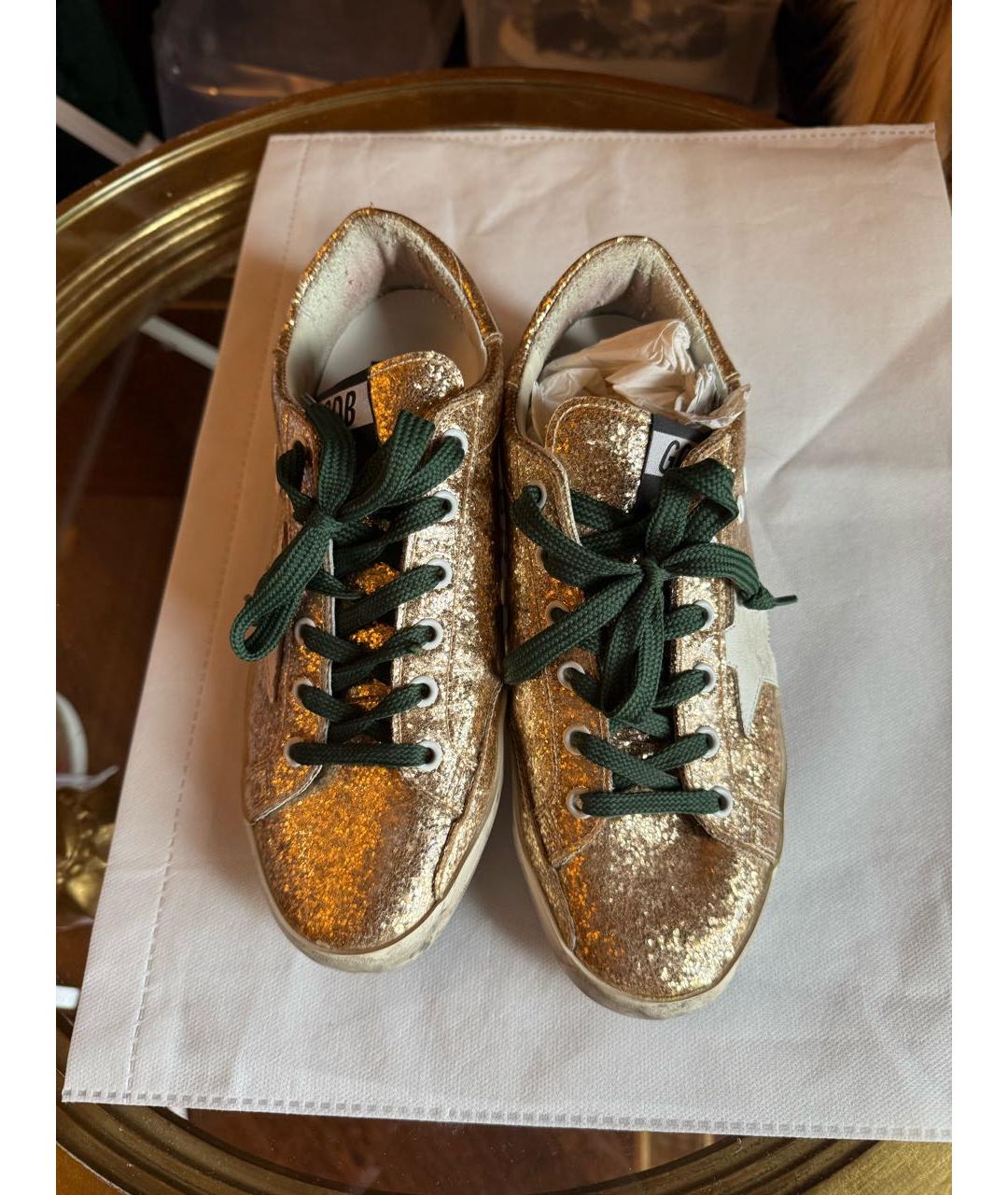 GOLDEN GOOSE DELUXE BRAND Золотые кожаные кеды, фото 3