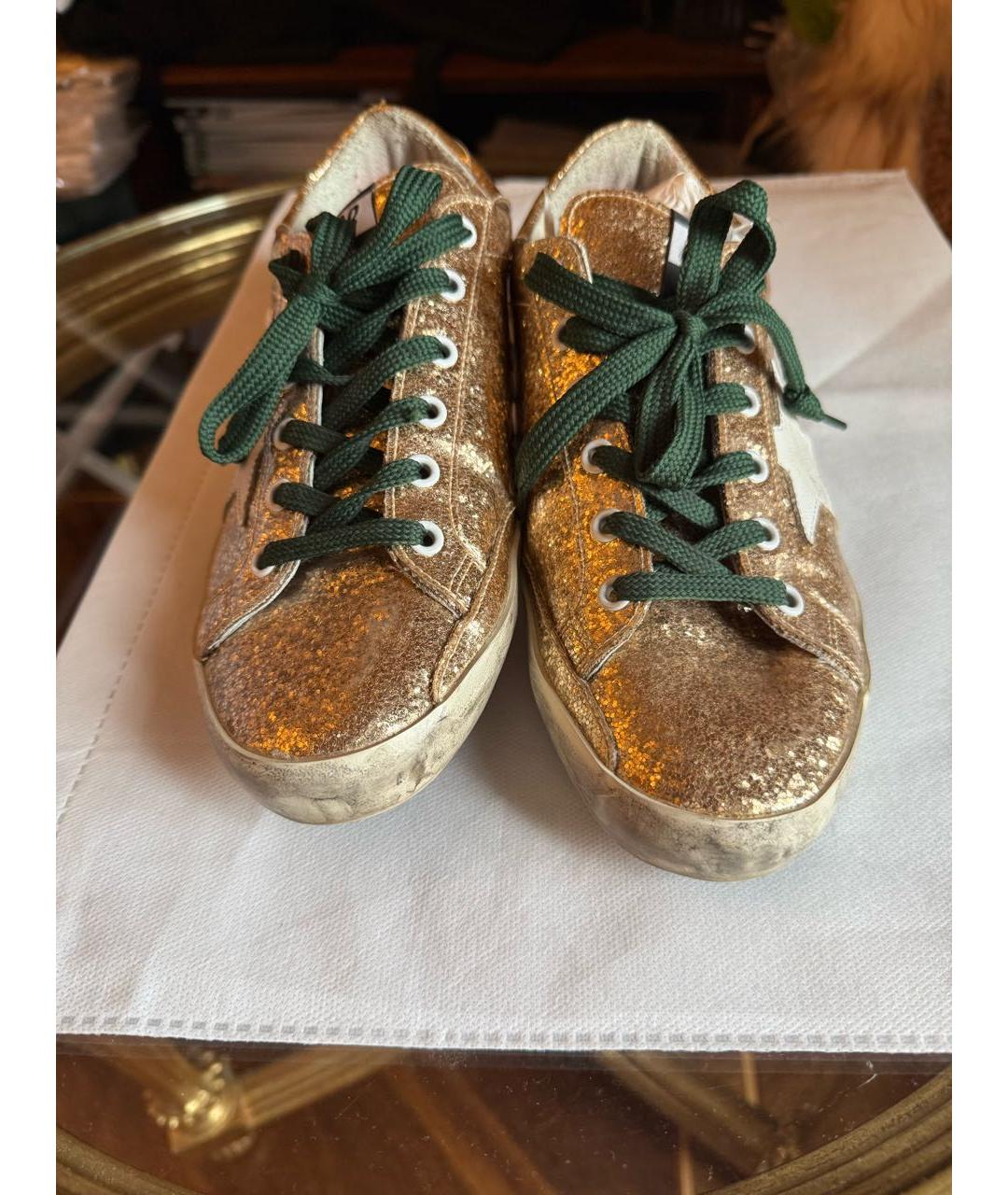 GOLDEN GOOSE DELUXE BRAND Золотые кожаные кеды, фото 2