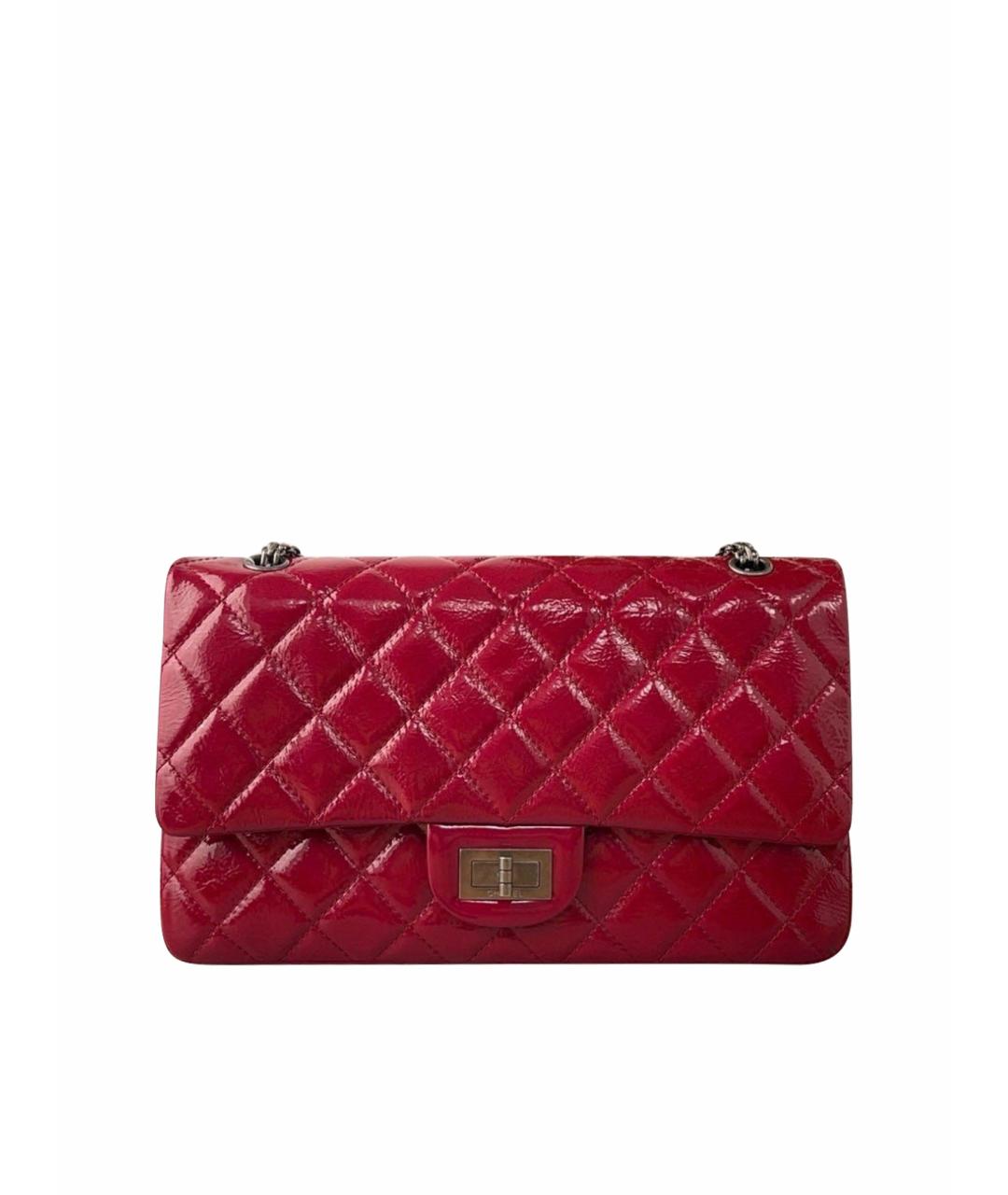 CHANEL Красная сумка через плечо из лакированной кожи, фото 1