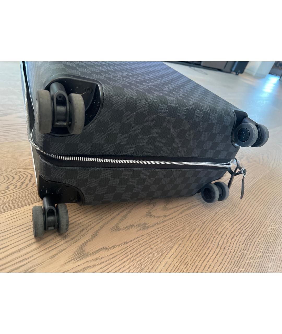 LOUIS VUITTON Черный чемодан, фото 3