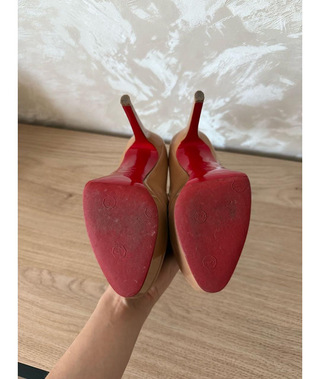 CHRISTIAN LOUBOUTIN Бежевые кожаные туфли, фото 7